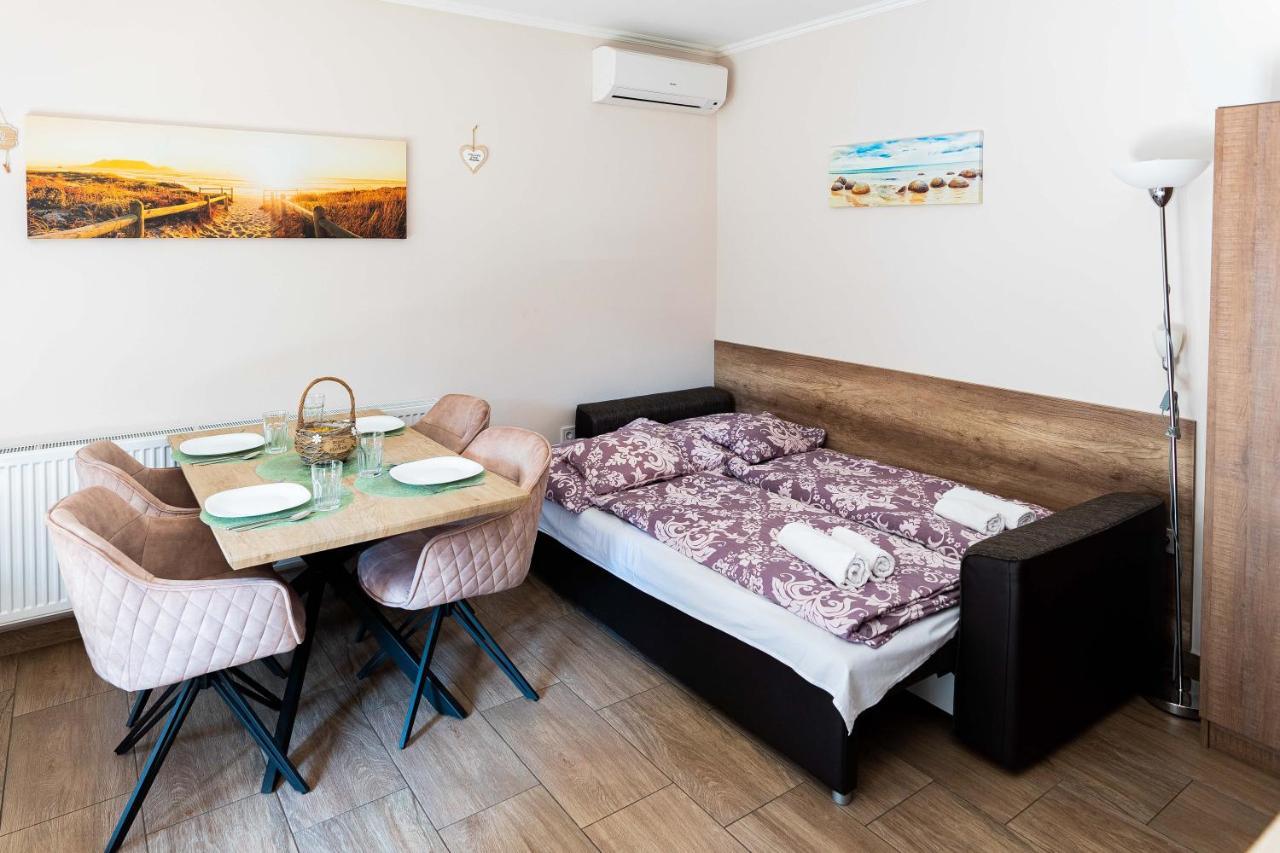 Allium Apartment Makó Esterno foto