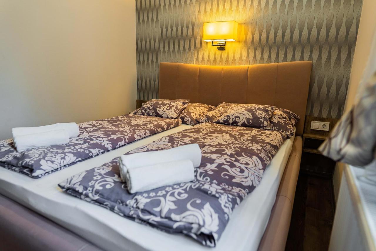 Allium Apartment Makó Esterno foto