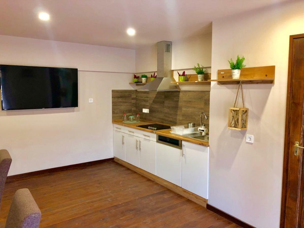 Allium Apartment Makó Esterno foto